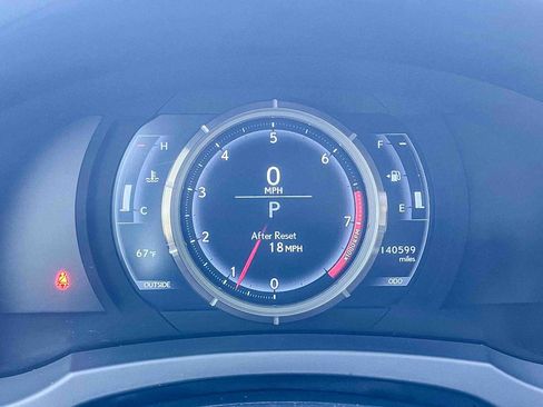 Used 2014 Lexus IS 350 image 23