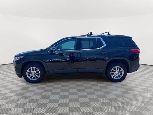 Used 2020 Chevrolet Traverse LT w/ Driver Confidence II Package AWD/4WD image 8