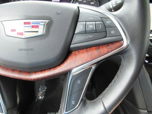 Used 2023 Cadillac XT5 Premium Luxury w/ Technology Package FWD image 23