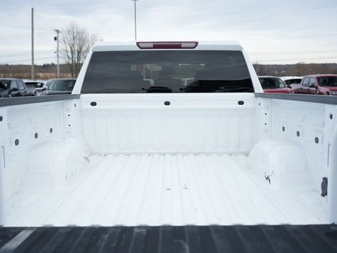 Used 2025 Chevrolet Silverado 1500 LT image 11