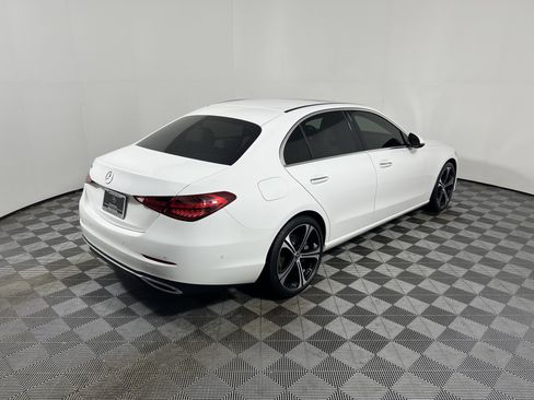Used 2024 Mercedes-Benz C 300 Sedan image 5