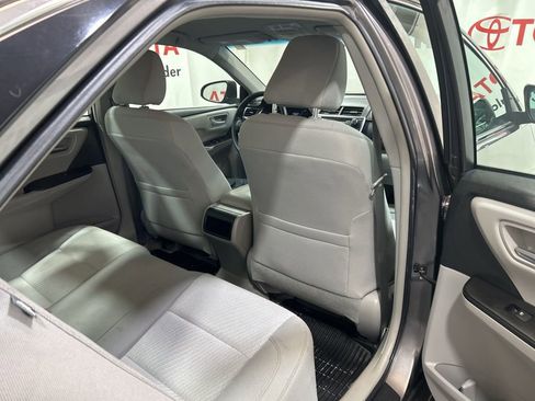 Used 2016 Toyota Camry LE image 15