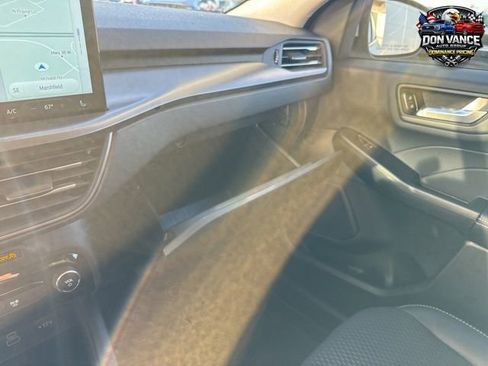 New 2026 Ford Escape SE FWD image 24