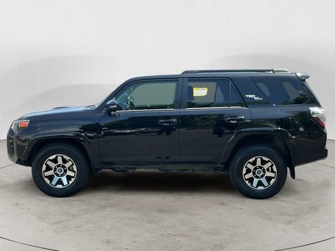 Used 2019 Toyota 4Runner TRD Off-Road Premium AWD/4WD image 2