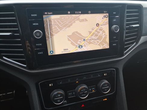 Certified 2023 Volkswagen Atlas SEL Premium image 27