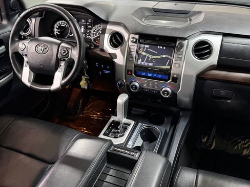 Used 2019 Toyota Tundra Limited w/ Limited Premium Package image 40