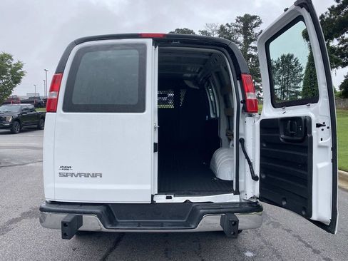 Used 2025 GMC Savana 2500 w/ Driver Convenience Package RWD image 6