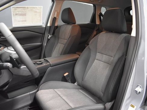 New 2026 Nissan Rogue SV image 5