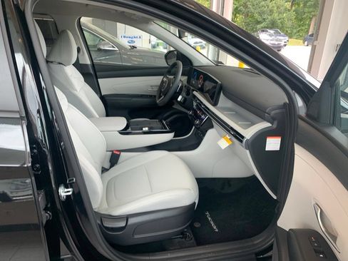 Certified 2025 Hyundai Tucson Blue w/ Tow & Go Package AWD/4WD image 20