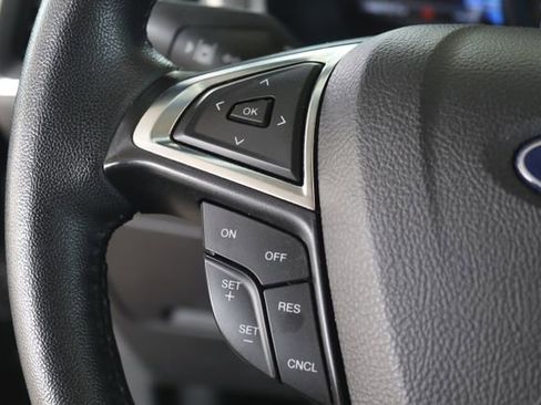 Used 2023 Ford Edge Titanium image 12