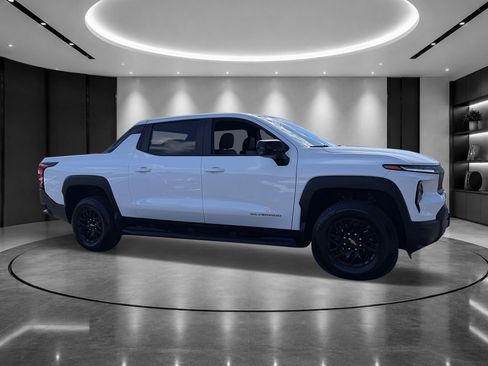 Certified 2024 Chevrolet Silverado EV W/T AWD/4WD image 5
