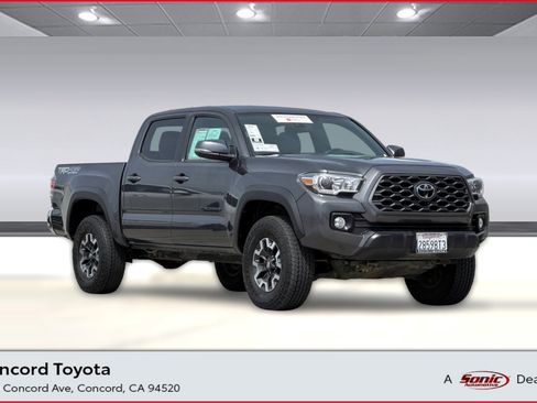 Certified 2023 Toyota Tacoma TRD Off-Road AWD/4WD image 1