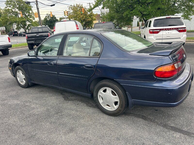 Used 2000 Chevrolet Malibu LS w/ Preferred Equipment Group 1 FWD image 5