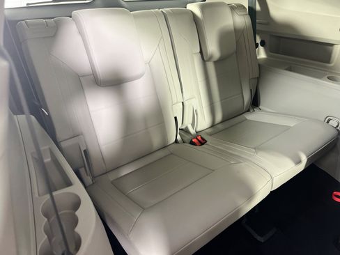 Used 2022 Volkswagen Atlas SE image 27