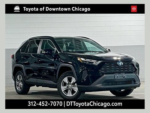 Used 2023 Toyota RAV4 XLE AWD/4WD image 1