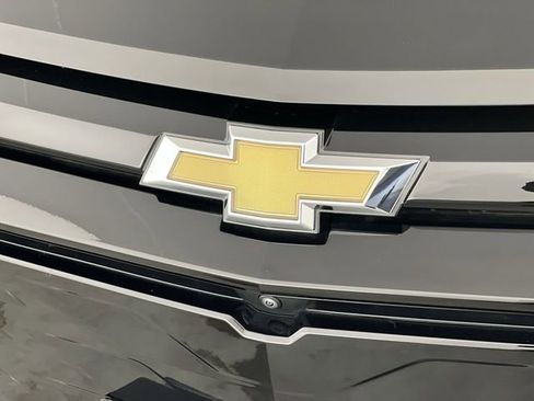 Used 2024 Chevrolet Blazer EV LT image 32