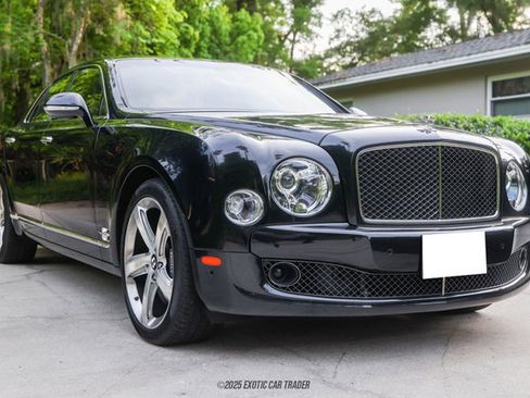 Used 2016 Bentley Mulsanne Speed RWD image 12