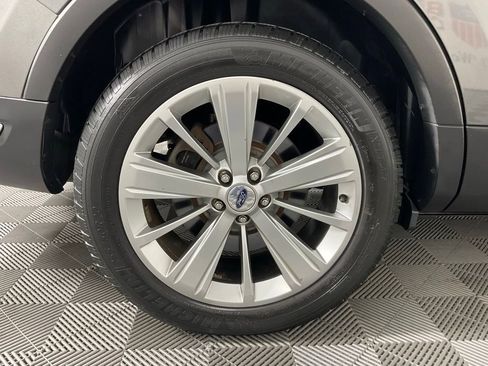 Used 2019 Ford Explorer Limited w/ Class III Trailer Tow Package image 10