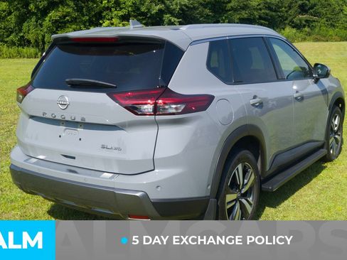 Used 2024 Nissan Rogue SL w/ SL Premium Package AWD/4WD image 4