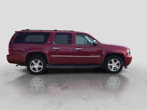 Used 2010 Chevrolet Suburban LTZ AWD/4WD image 9
