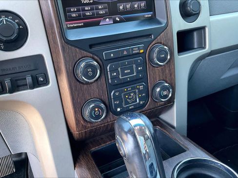 Used 2013 Ford F150 Lariat w/ Lariat Chrome Pkg AWD/4WD image 32