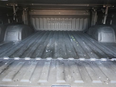 Used 2022 Chevrolet Silverado 1500 ZR2 w/ Technology Package image 30