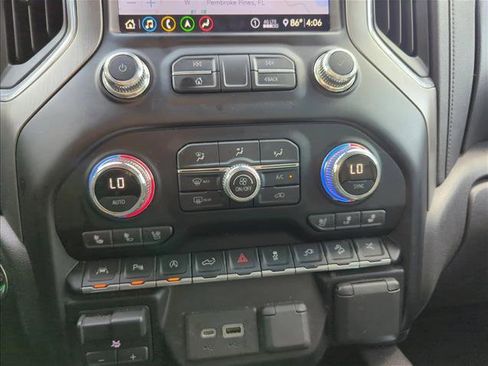 Used 2020 GMC Sierra 1500 Denali w/ Denali Ultimate Package image 8