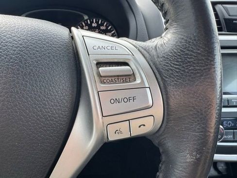 Used 2017 Nissan Altima 2.5 SV image 18