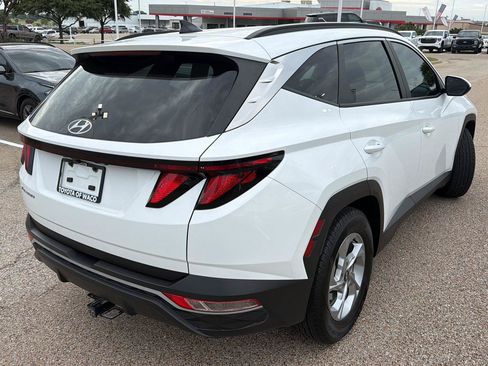 Used 2024 Hyundai Tucson SEL FWD image 3
