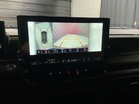 Used 2025 GMC Hummer EV 2X w/ LPO, Cargo Utility Package AWD/4WD image 25