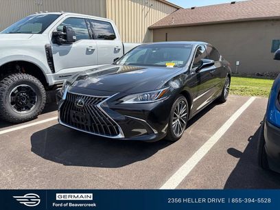 Used 2025 Lexus ES 300h w/ Premium Package