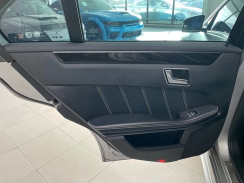 Used 2014 Mercedes-Benz E 63 AMG S-Model image 17