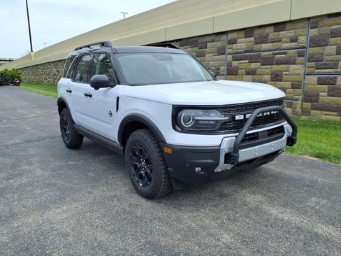 New 2026 Ford Bronco Sport Outer Banks AWD/4WD image 2
