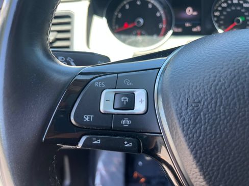 Used 2019 Volkswagen Atlas SE w/ Panoramic Sunroof Package AWD/4WD image 15