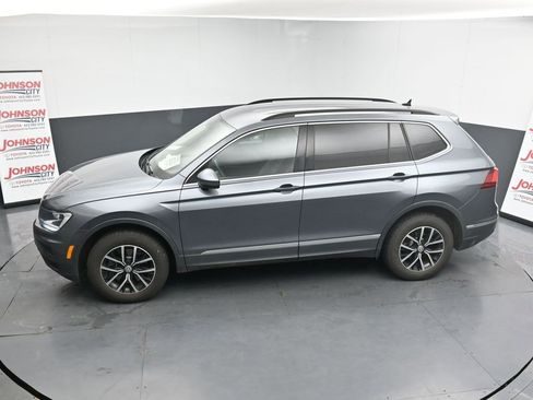 Used 2021 Volkswagen Tiguan SE image 13