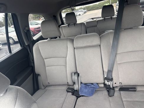 Used 2021 Honda Pilot EX image 7