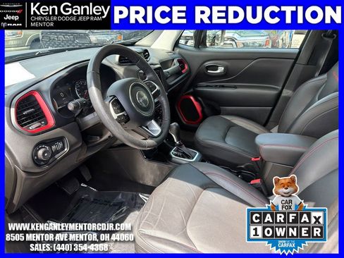 Certified 2023 Jeep Renegade Trailhawk w/ Sun/Sound Group AWD/4WD image 19