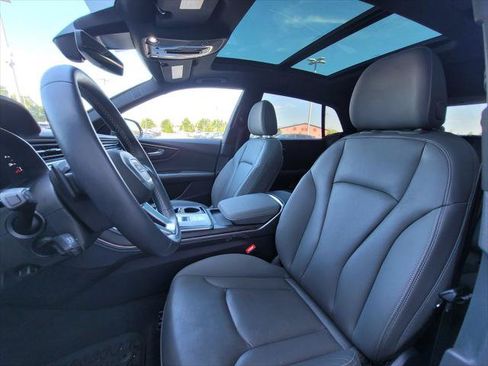 Used 2022 Audi Q8 Prestige AWD/4WD image 14