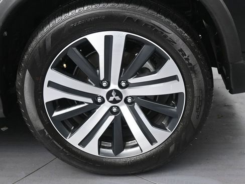 Used 2025 Mitsubishi Outlander Sport ES AWD/4WD image 32