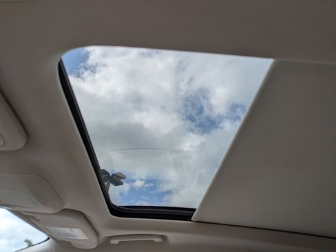 Used 2024 Ford Edge Titanium w/ Titanium Elite Package image 20