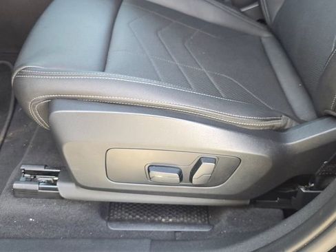 Used 2023 BMW X1 xDrive28i AWD/4WD image 14