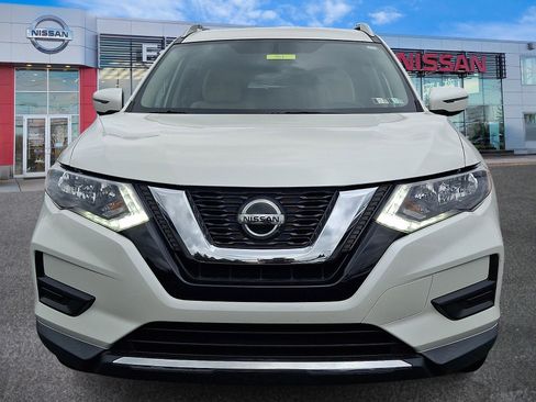 Certified 2018 Nissan Rogue SV w/ Premium Package AWD/4WD image 2