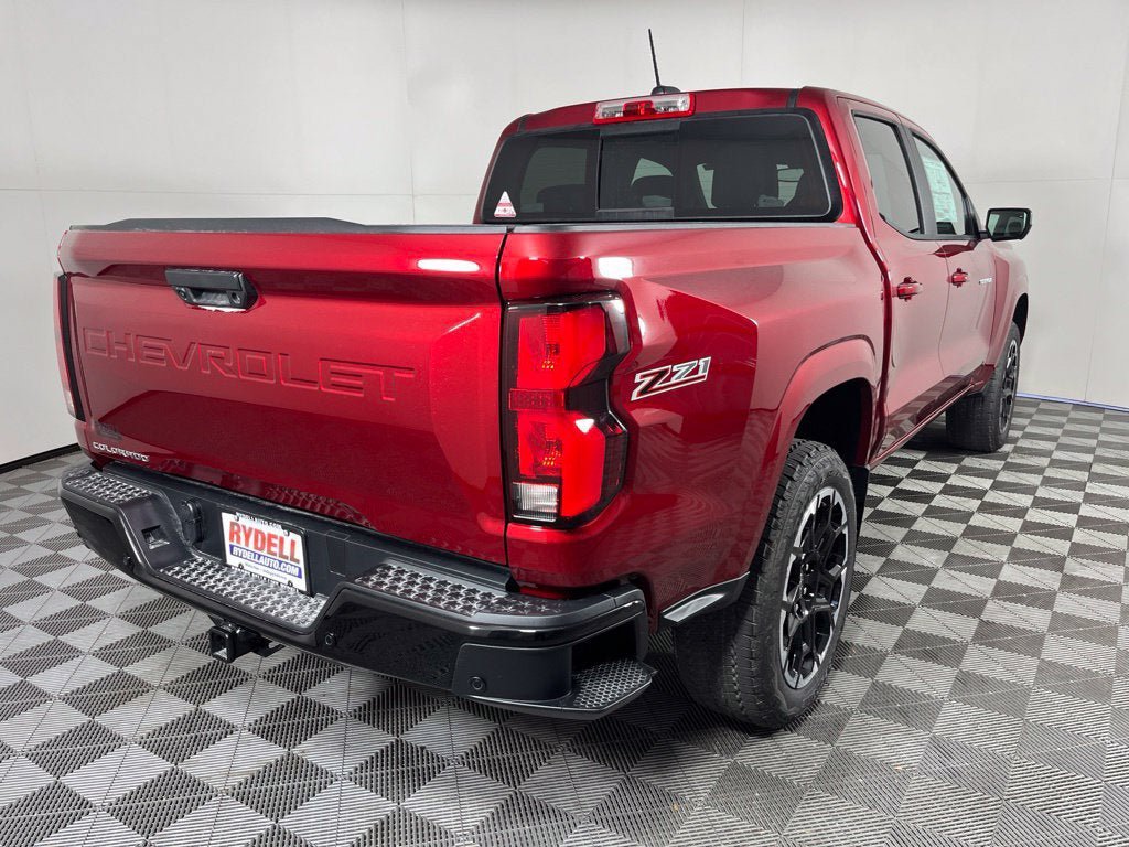 New 2026 Chevrolet Colorado Z71 w/ Technology Package AWD/4WD image 4