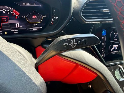 Used 2021 Lamborghini Urus AWD/4WD image 53