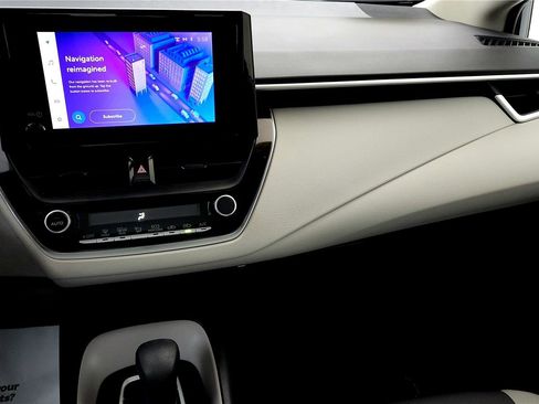 Used 2023 Toyota Corolla LE image 30