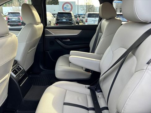 Certified 2024 MAZDA CX-90 Plug-In Hybrid w/ Premium Pkg image 13