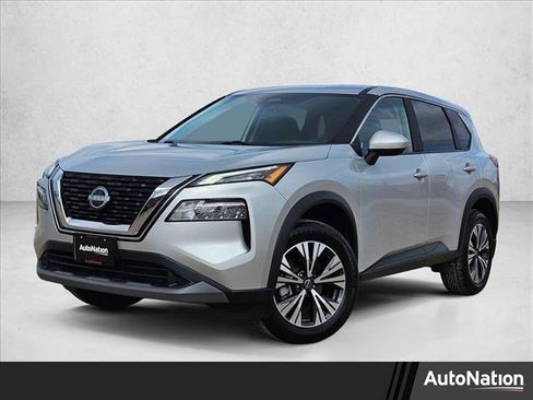 Used 2023 Nissan Rogue SV image 1