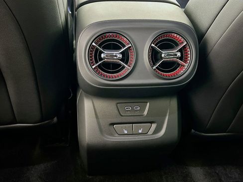 Used 2024 Chevrolet Blazer EV RS AWD/4WD image 25