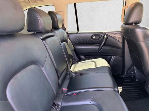 Used 2021 Nissan Armada SV w/ SV Appearance Package AWD/4WD image 25