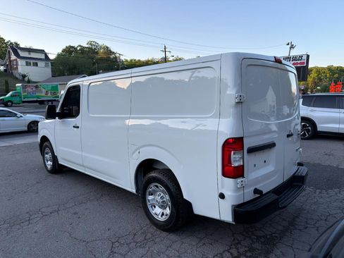 Used 2021 Nissan NV 2500 SV RWD image 7